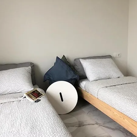 Sunny Apart Sofia 2 Bedrooms Appartamento *